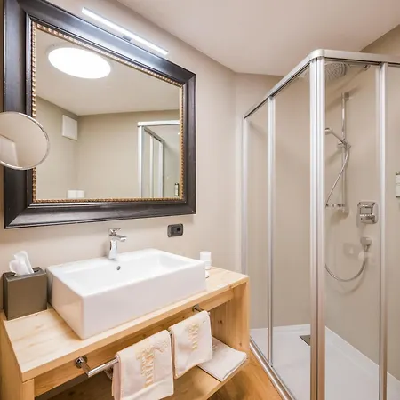 Hotel Alpenwellnesshotel St. Veit 4*