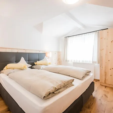 Alpenwellnesshotel St. Veit Hotel Sexten