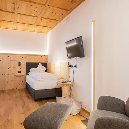 Hotel Alpenwellnesshotel St. Veit Sexten