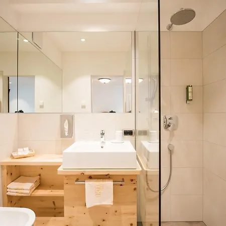 Hotel Alpenwellnesshotel St. Veit 4*