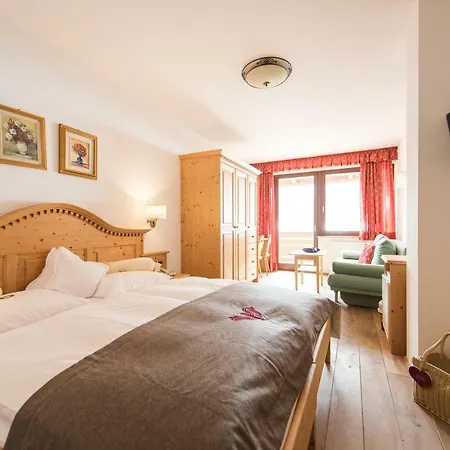 Alpenwellnesshotel St. Veit 4*